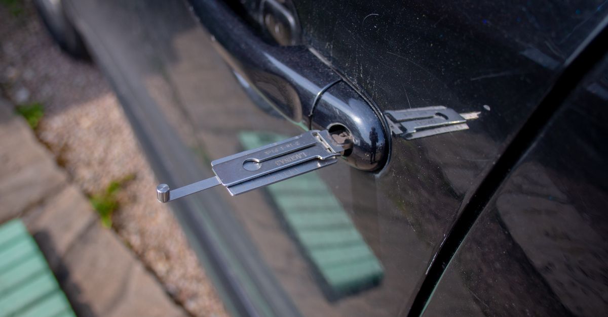 BMW car key fob — Kips Bay Locksmith