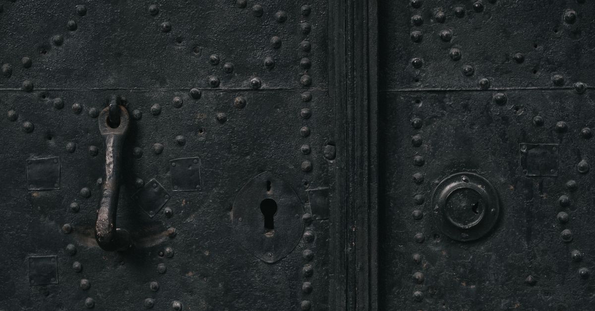 front door lock key — Kips Bay Locksmith