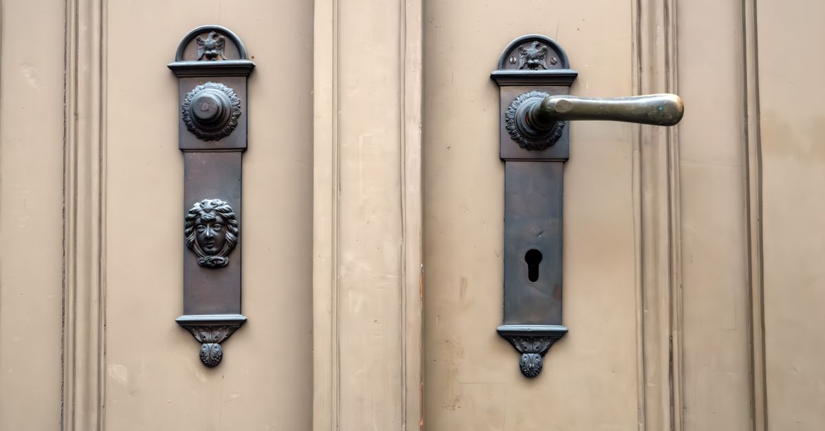 home security lock door — Kips Bay Locksmith
