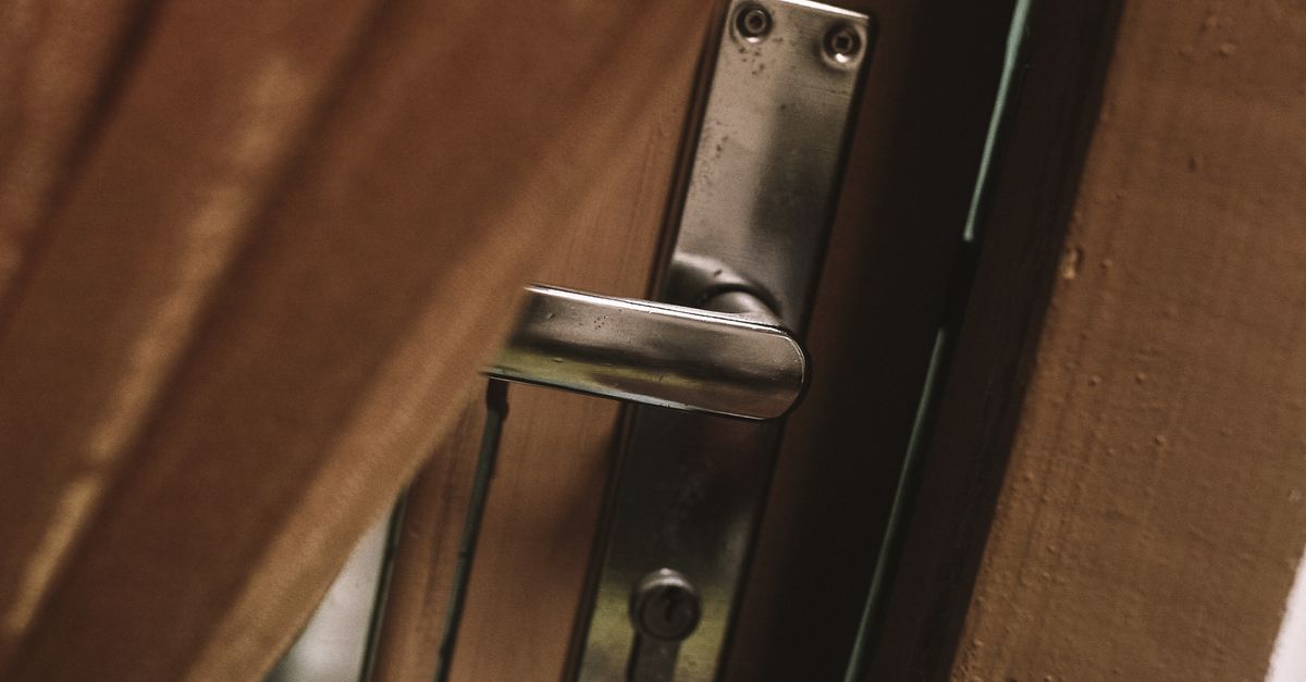 Emergency Door Lock Repair: What Actually Happens When We Arrive — Kips Bay Locksmith